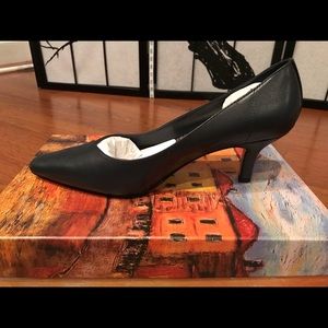 Bella vista heels size 8.5